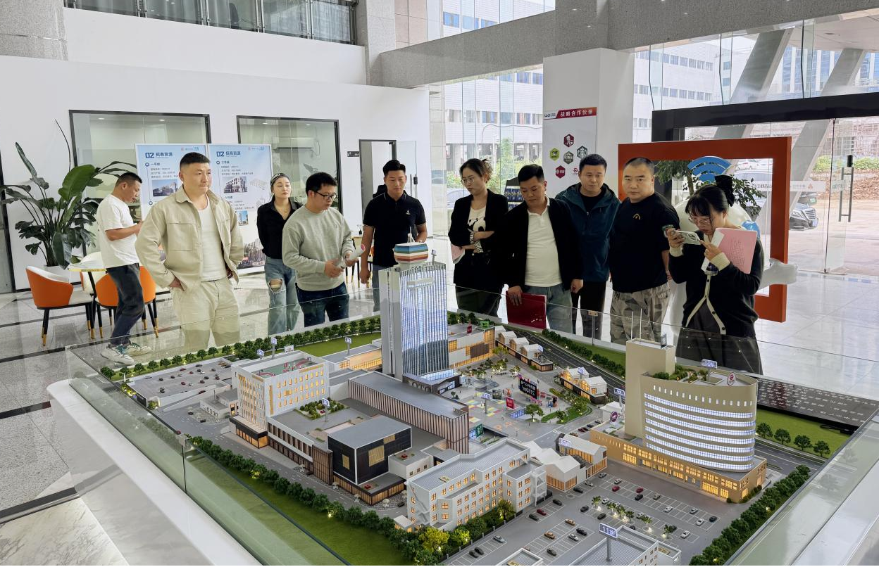 安徽老廣電355潮流創(chuàng)意社區(qū)舉行首批招商代理機(jī)構(gòu)推介會(huì)